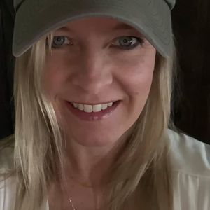 Meet your Posher, Ellen